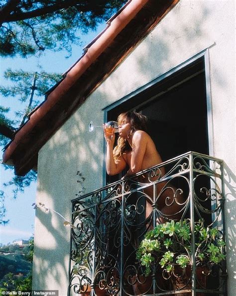 halle berry balcony|Halle Berry Poses Naked on Open Balcony in Cheeky Mothers。